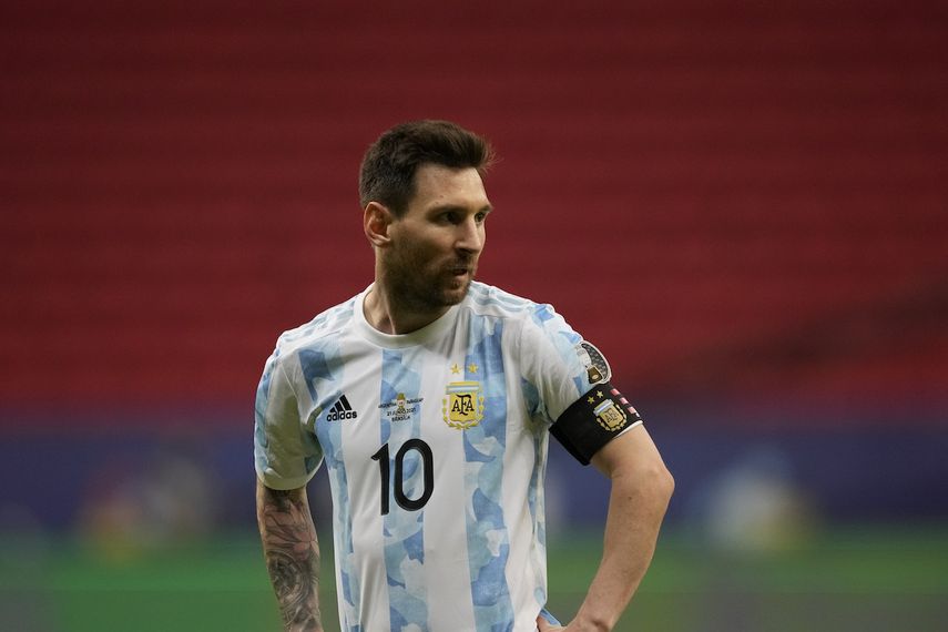 El delantero argentino Lionel Messi durante el partido de la Copa América frente a Paraguay, el 21 de junio de 2021, en Brasilia.