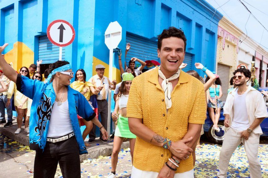 El colombiano Silvestre Dangond en el videoclip del tema Ganas de tenerla.