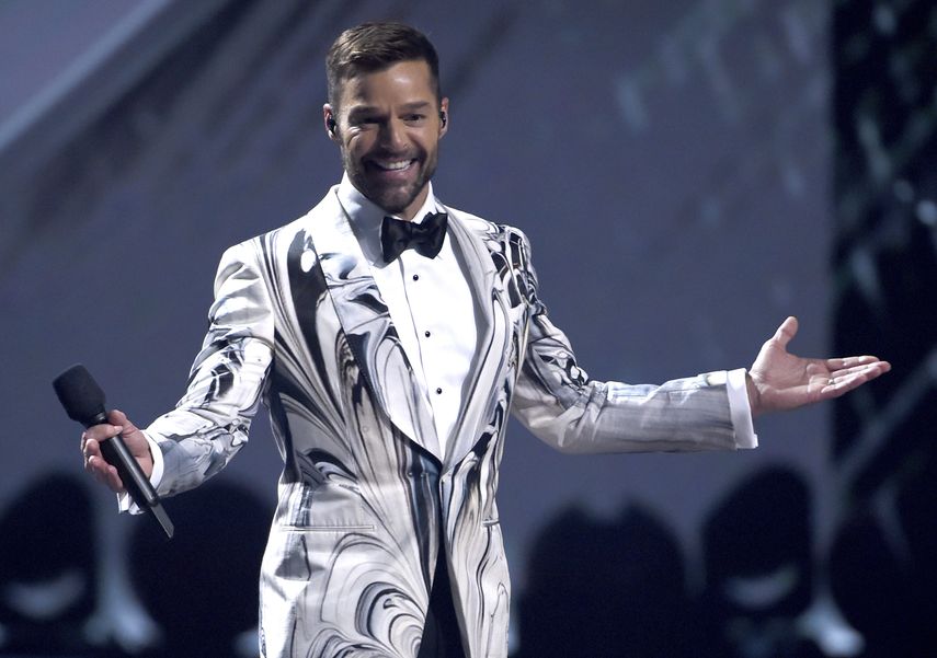 En esta foto del 14 de noviembre de 2019, Ricky Martin funge como anfitrión de los&nbsp;premios Latin Grammy en Las Vegas.