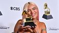 La cantante colombiana Karol G posa en la sala de prensa con el Grammy al Mejor Álbum de Música Urbana por Mañana Sera Bonito durante la 66ª Entrega Anual de los Grammy en el Crypto.com Arena de Los Ángeles el 4 de febrero de 2024.    