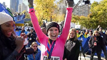 La exnúmero uno del tenis marcó 3:26,33 horas en la competencia. (AP)