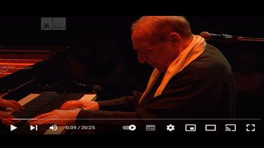 El pianista argentino Miguel Ángel Estrella.