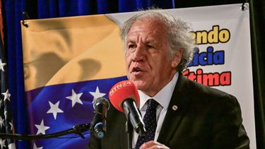 &nbsp;El secretario general saliente de la Organización de Estados Americanos (OEA), Luis Almagro, habla en el Foro Internacional de la Democracia este viernes, en el Museo de la Diáspora Cubana en Miami, Florida.&nbsp;