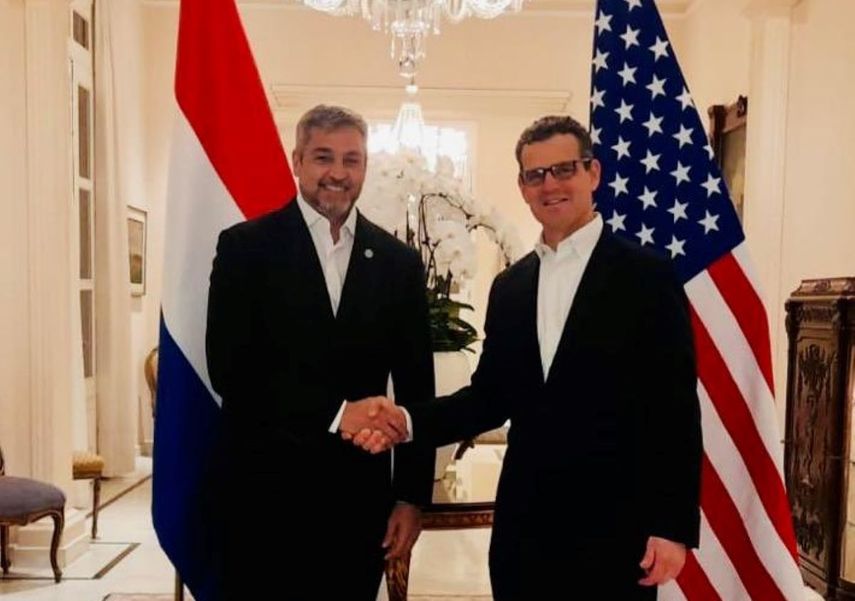 Mario Abdo Benítez, presidente de Paraguay y el subdirector de la Agencia Central de Inteligencia de Estados Unidos (CIA), David Cohen.