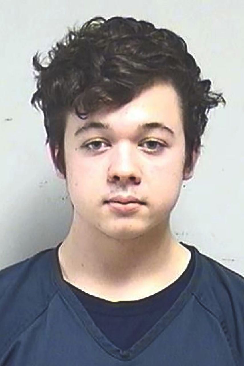 Kyle Rittenhouse, el adolescente acusado de matar a dos personas en protestas en Wisconsin contra el abatimiento de un hombre negro por parte de policías. Foto tomada en Kenosha, Wisconsin el 30 de octubre del 2020, facilitada por el Departamento de Policía de Kenosha.