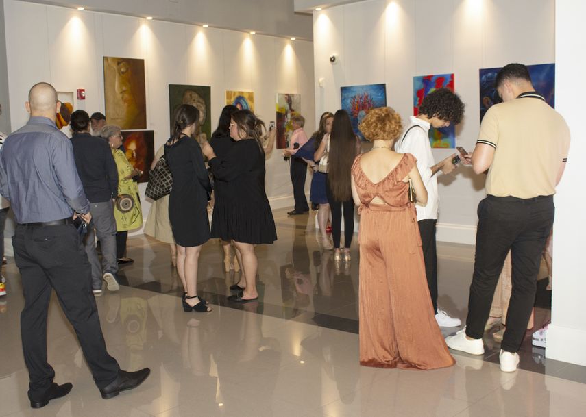 Milander también cuenta con una moderna sala de reuniones en la azotea Skyline, el salón Garden Plaza y un Anfiteatro con capacidad para 200 personas.