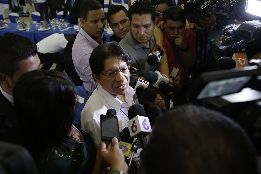 Fotografía de archivo del 16 de junio de 2018 del canciller nicaragüense, Denis Moncada, que ofrece declaraciones la prensa en Managua.