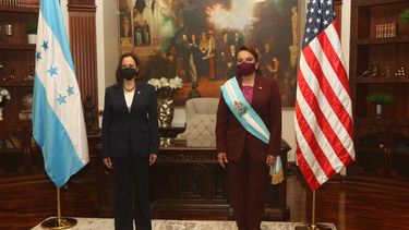 Kamala Harris elogió la agenda de la presidenta izquierdista de Honduras, Xiomara Castro.&nbsp;