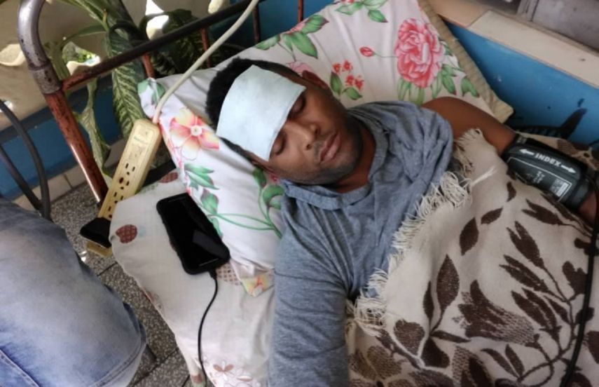 El huelguista comenzó a sentir&nbsp;dificultad para respirar&nbsp;y se encontraba con dolor de cabeza además de fuertes náuseas.