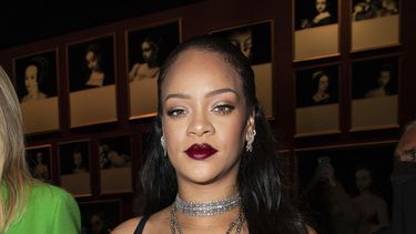 La cantante Rihanna en el desfile de Dior para la temporada Otoño - Invierno 2022-2023.