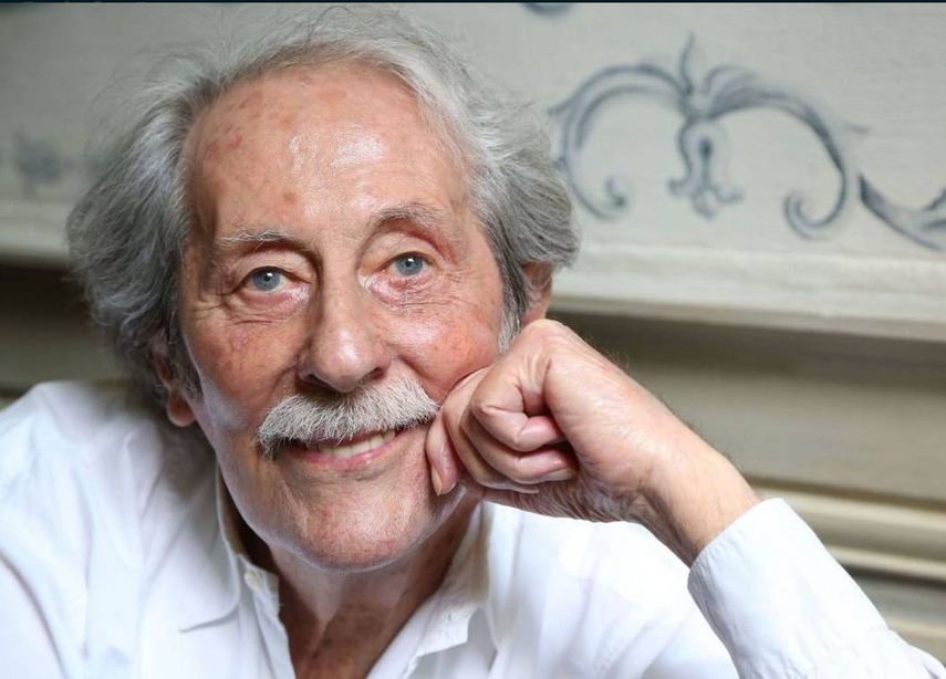 Con su característico bigote,&nbsp;Rochefort&nbsp;contaba en su prolífica filmografía con títulos como El gran rubio con un zapato negro, El relojero de Saint-Paul&nbsp;o El marido de la peluquera.&nbsp;