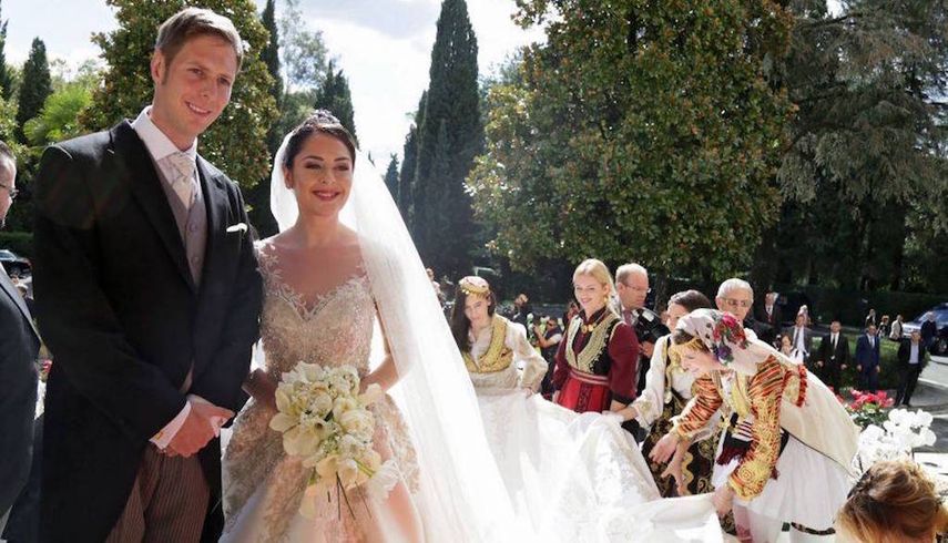 El príncipe de Albania Leka II se casa con la actriz Elia Zaharia.&nbsp;