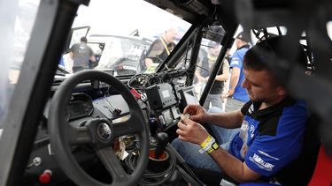 Todos los equipos están afinando los últimos detalles para el comienzo de la competencia.