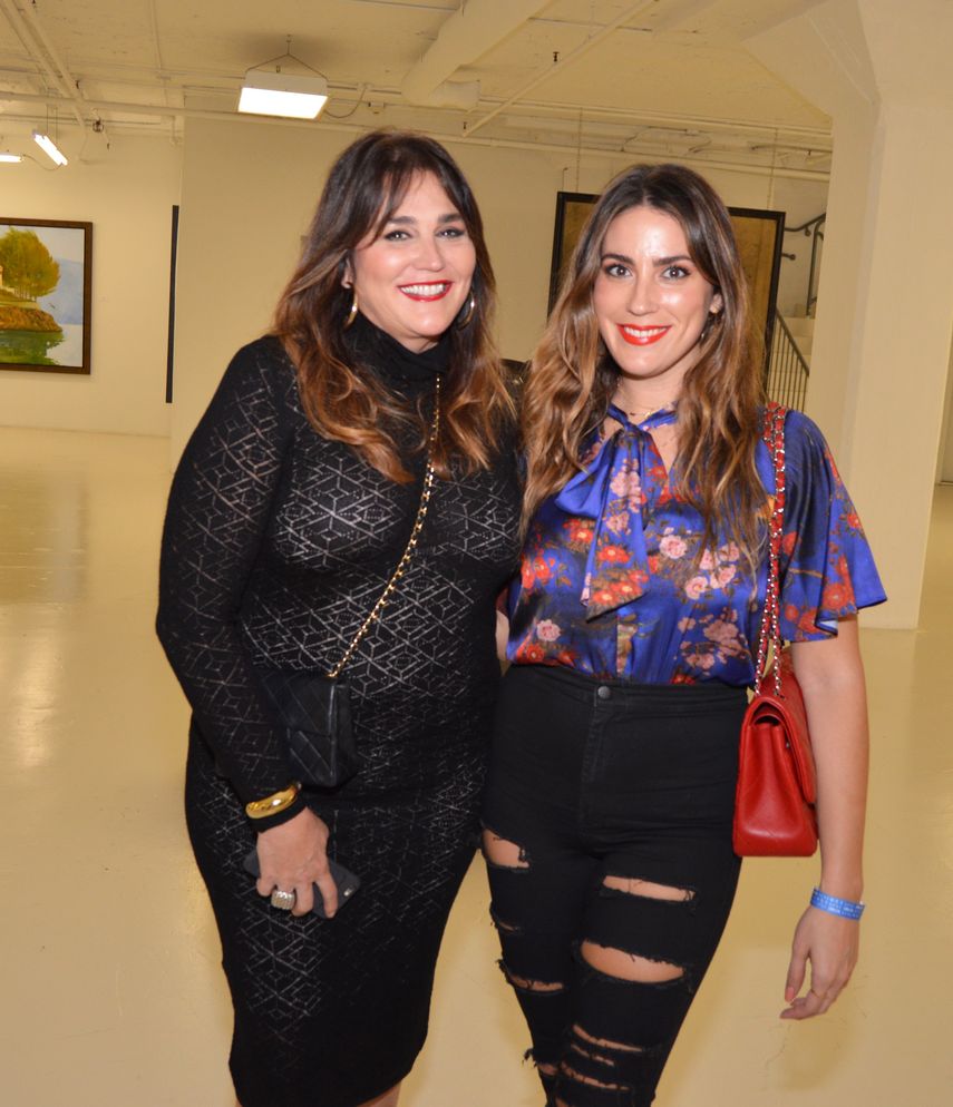 Lourdes Valls y Luly Valls.