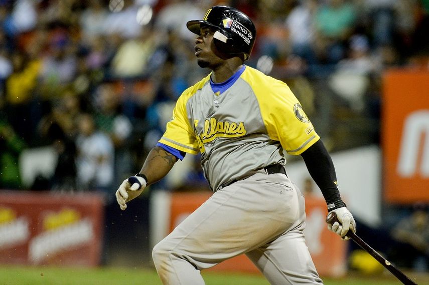 García jugó béisbol profesional en Venezuela antes de firmar contrato en Estados Unidos (ARCHIVO)