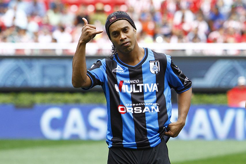De esta manera Ronaldinho desmintió los rumores de su retiro