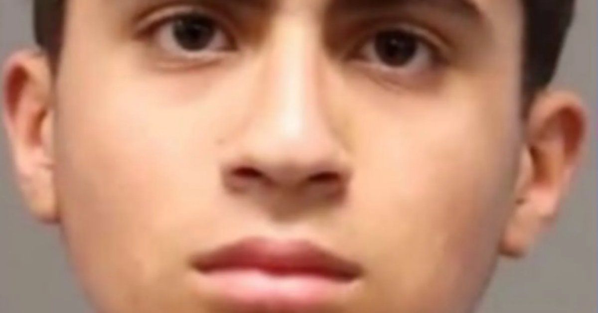 ¿Por qué aplazan juicio contra menor acusado de asesinar a su madre en Hialeah?