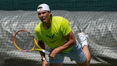 RAfael Nadal durante los entrenamientos previos al Wimbledon
