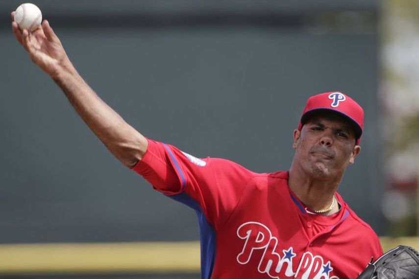 González tiene contrato por tres años y 12 millones de dólares. (ARCHIVO)