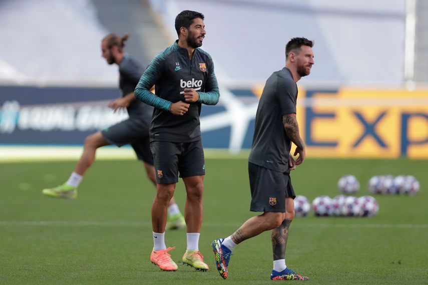 Lionel Messi y Luis Su&aacute;rez entrenan el jueves 13 de agosto, un d&iacute;a antes del juego entre el Barcelona y el Bayern por cuartos de final de Liga de Campeones