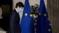 El ministro italiano de Salud Roberto Speranza arriba a un encuentro con la prensa sobre las nuevas medidas del gobierno para frenar la diseminación del COVID-19, en Roma el martes, 2 de marzo del 2021. El ministro italiano de Salud Roberto Speranza arriba a un encuentro con la prensa sobre las nuevas medidas del gobierno para frenar la diseminación del COVID-19, en Roma el martes, 2 de marzo del 2021.