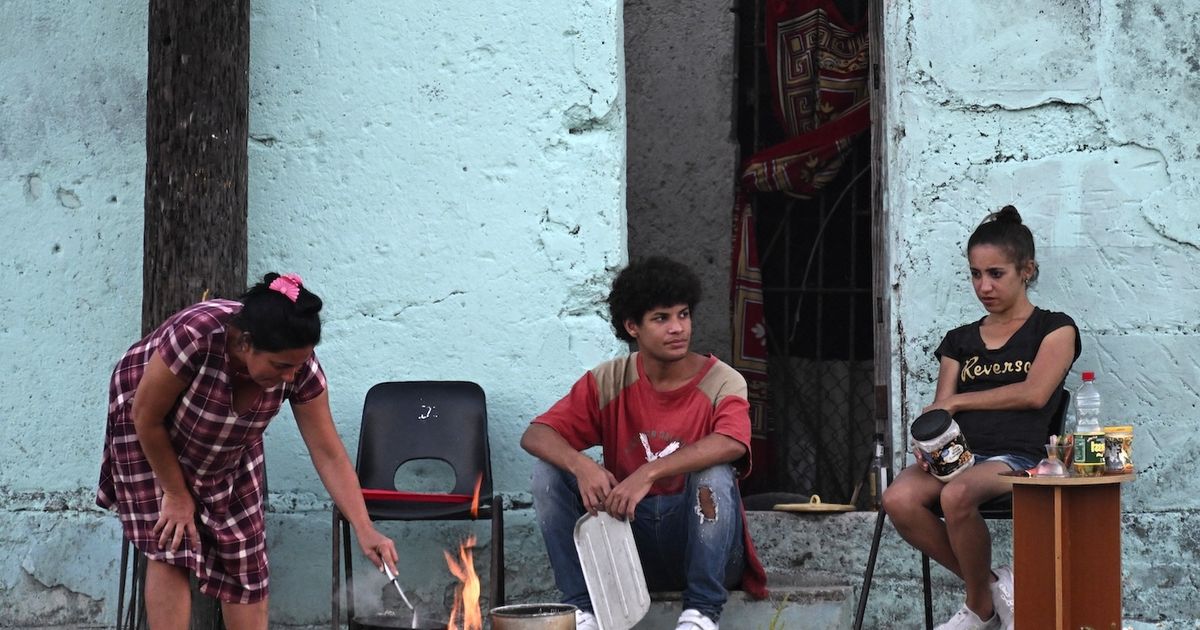 Cuba, día de las madres con apagones, penurias y represión