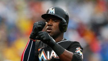 Marcell Ozuna se fue en blanco en la derrota de los peces. (ARCHIVO)