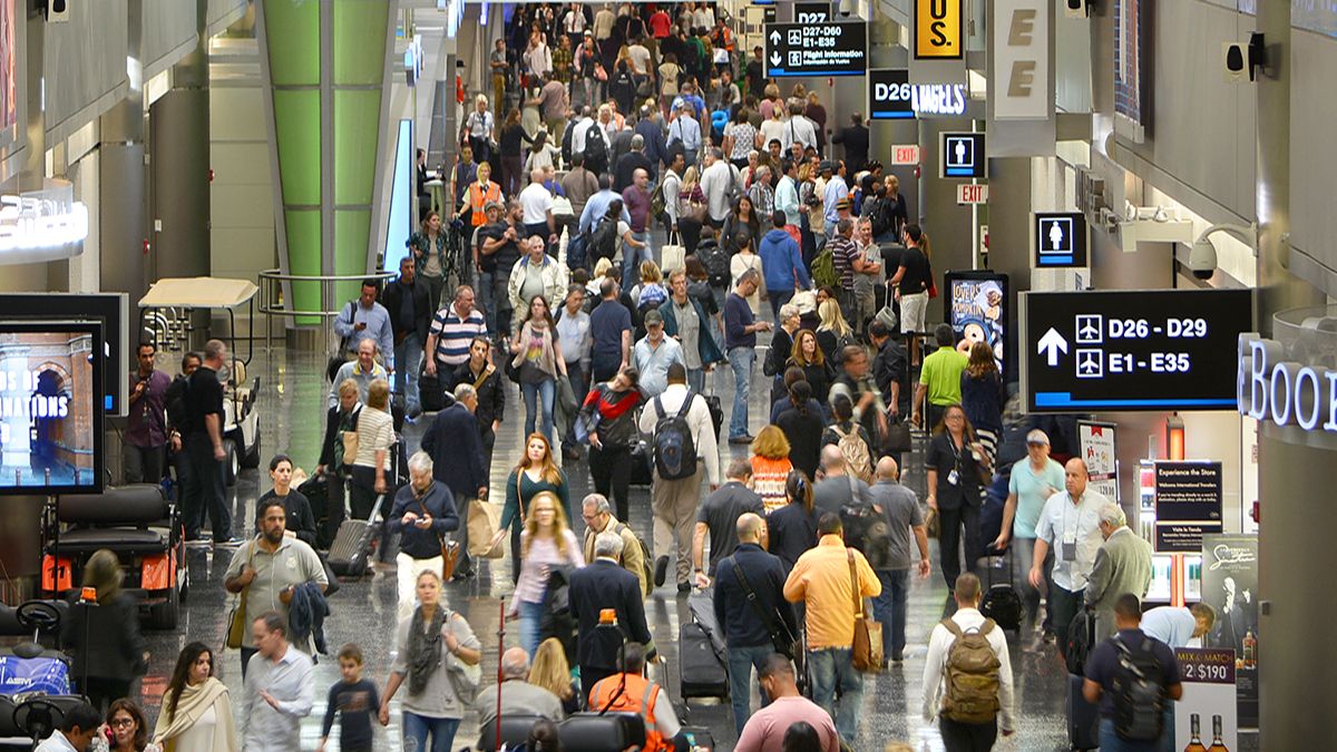 Aeropuerto de Miami anuncia medidas ante cifra récord de pasajeros