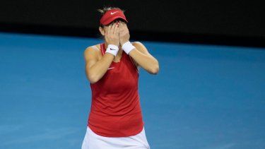 Belinda Bencic de Suiza reacciona después de derrotar a Daria Kasatkina en Adelaida&nbsp;