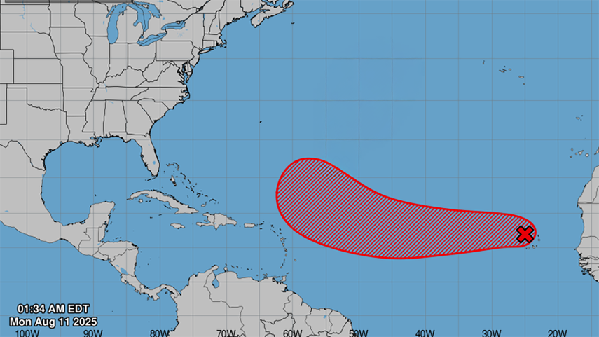 Imagen de perturbación tropical en el Caribe, el 11 de agosto de 2025.