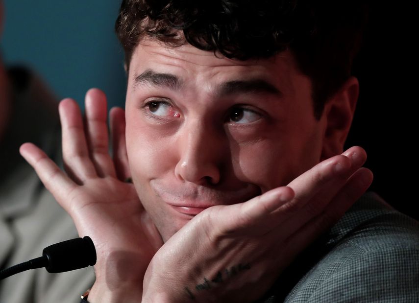 Dolan es Maxime y Gabriel D Almeida Freitas es Matthias, dos amigos que ven cómo su relación evoluciona hacia algo más pero no se atreven a afrontarlo.