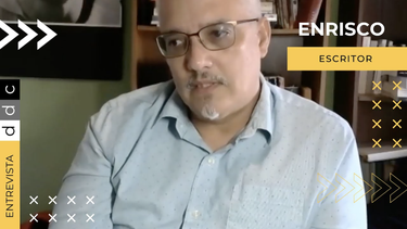 El autor cubano Enrique del Risco, en entrevista con Diario de Cuba.&nbsp;