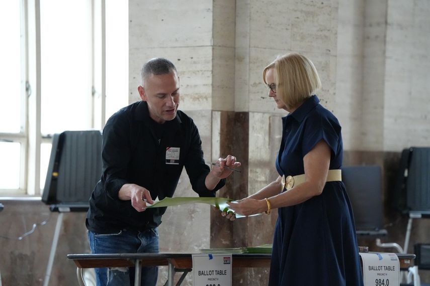 La candidata a alcaldesa de la ciudad de Miami, Eileen Higgins.