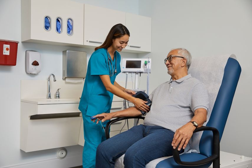 La atención primaria es la base de una buena salud: es donde se realizan revisiones periódicas, se gestionan los problemas de salud continuos y se establece una relación con un proveedor que lo comprende