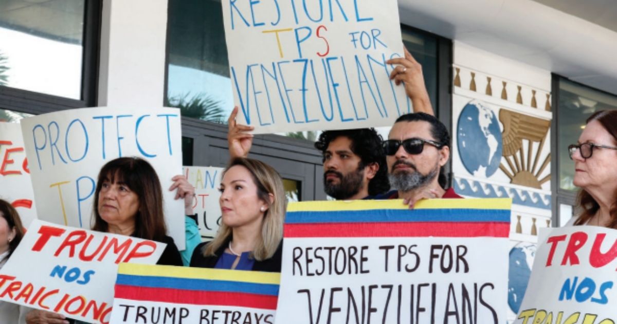 Juez impide que Trump invalide los permisos legales de 5,000 venezolanos