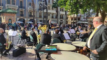 Concierto de música cinematográfica de la Banda Sinfónica Municipal de Huelva en España. El Festival de Cine Iberomericano fusiona música y gastronomía en su edición 48.