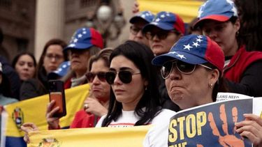 En Australia, los venezolanos protestaron contra el fraude electoral del régimen de Nicolás Maduro y exigieron el cese de la represión