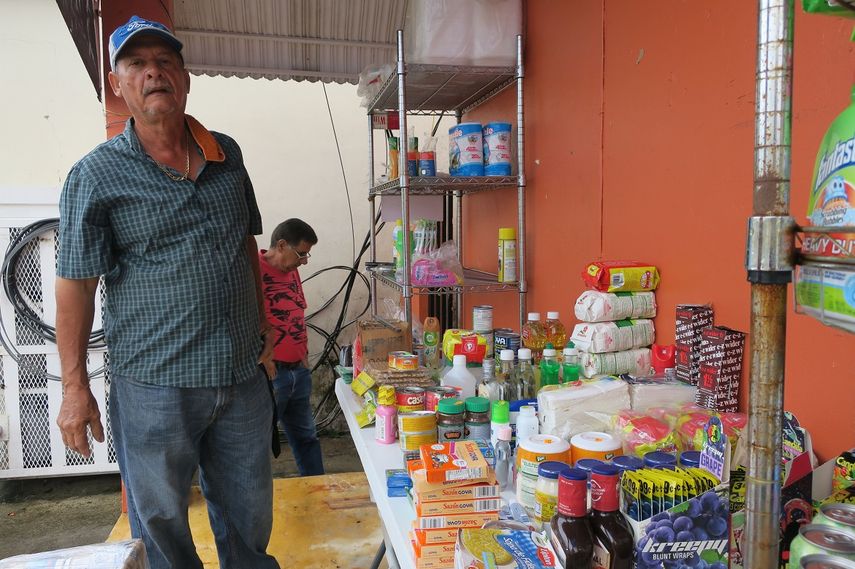 El secretario de Asuntos Públicos y Política Pública, Ramón Rosario, informó que -a petición del gobernador Ricardo Rosselló Nevares- el Departamento de Asuntos del Consumidor (DACO), extendió diez días las órdenes de congelación de precios a los artículos de primera necesidad.&nbsp;