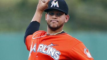 Álvarez se ha convertido en una pieza clave para los Marlins. (ARCHIVO)