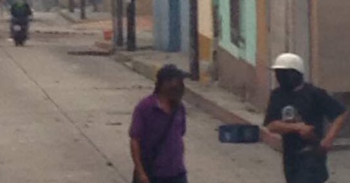 Grupos armados agreden a familiares de presos políticos, mientras arrecia la violencia en cárceles