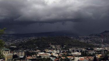 La alerta amarilla en Honduras significa que la población y las  autoridades deben estar preparadas para evacuar las zonas afectadas