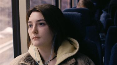 En esta imagen difundida por Focus Features, la actriz Sidney Flanigan en una escena de Never Rarely Sometimes Always.&nbsp;