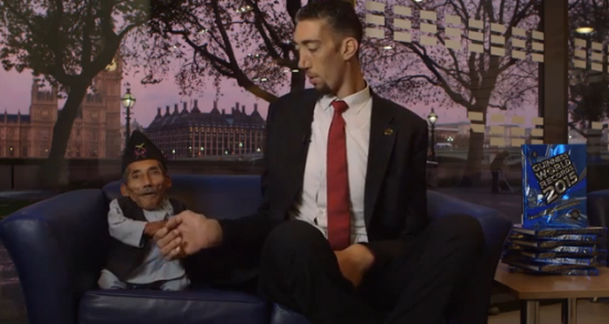 Los protagonistas del Guinness se convirtieron en la imagen del libro de los Récords mundiales en su 60 aniversario. (Foto captura video The Telegraph)