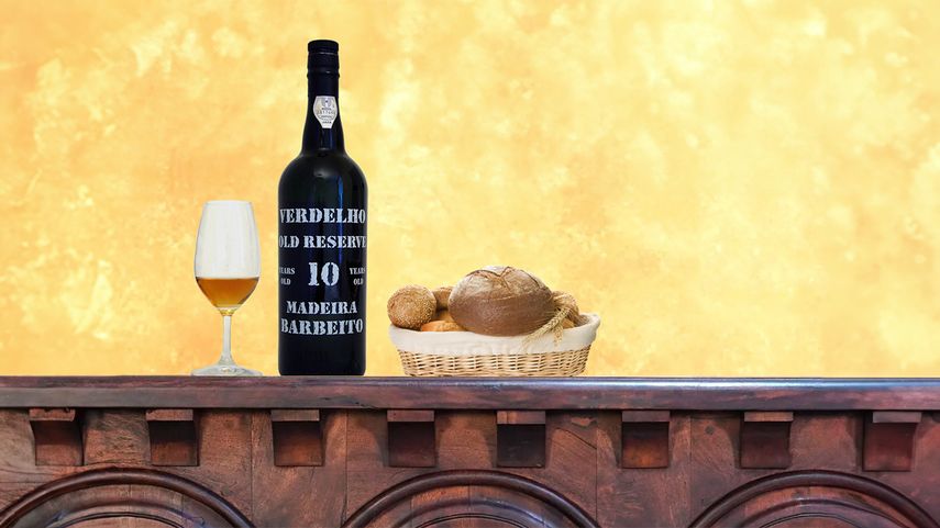 La mayor particularidad del vino de Madeira es que se produce aplicando calor intencionadamente.