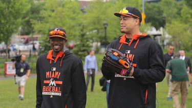 Stanton y Dee Gordon son algunos de los jugadores que están en el mercado por los Marlins.