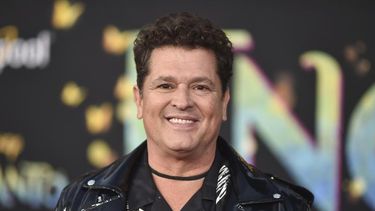 Carlos Vives llega al estreno de Encanto en Los Ángeles el 3 de noviembre de 2021. El más reciente álbum del músico colombiano es Cumbiana II.&nbsp;