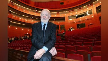 El&nbsp;arquitecto&nbsp;tambi&eacute;n dise&ntilde;&oacute; el teatro de la Opera Arcimboldi de&nbsp;Mil&aacute;n, entre muchas otras obras.