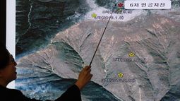 Una pantalla muestra la actividad sísmica detectada en Corea del norte, desde el Centro Meteorológico de Seul, Corea del Sur.