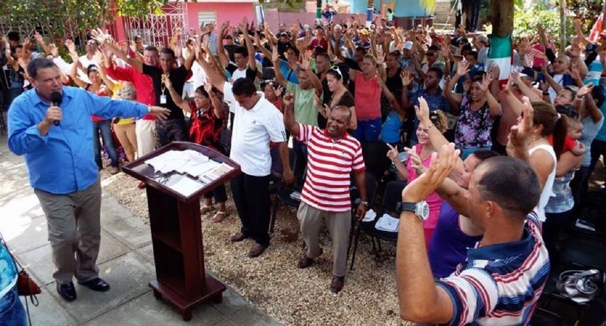 Cuba utiliza COVID-19 para atacar templos religiosos