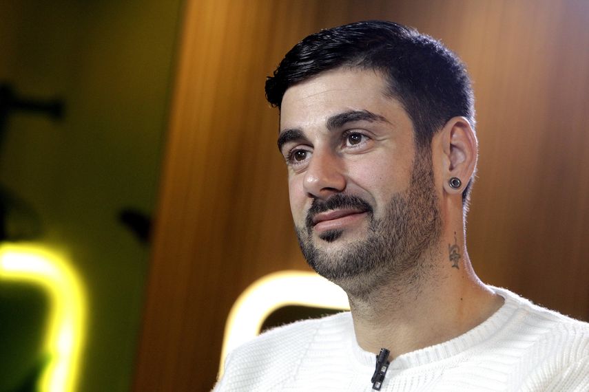 &nbsp;Enfermer&iacute;a&nbsp;anim&oacute;&nbsp;a Melendi a que visite alg&uacute;n centro de salud para que vea el trabajo.